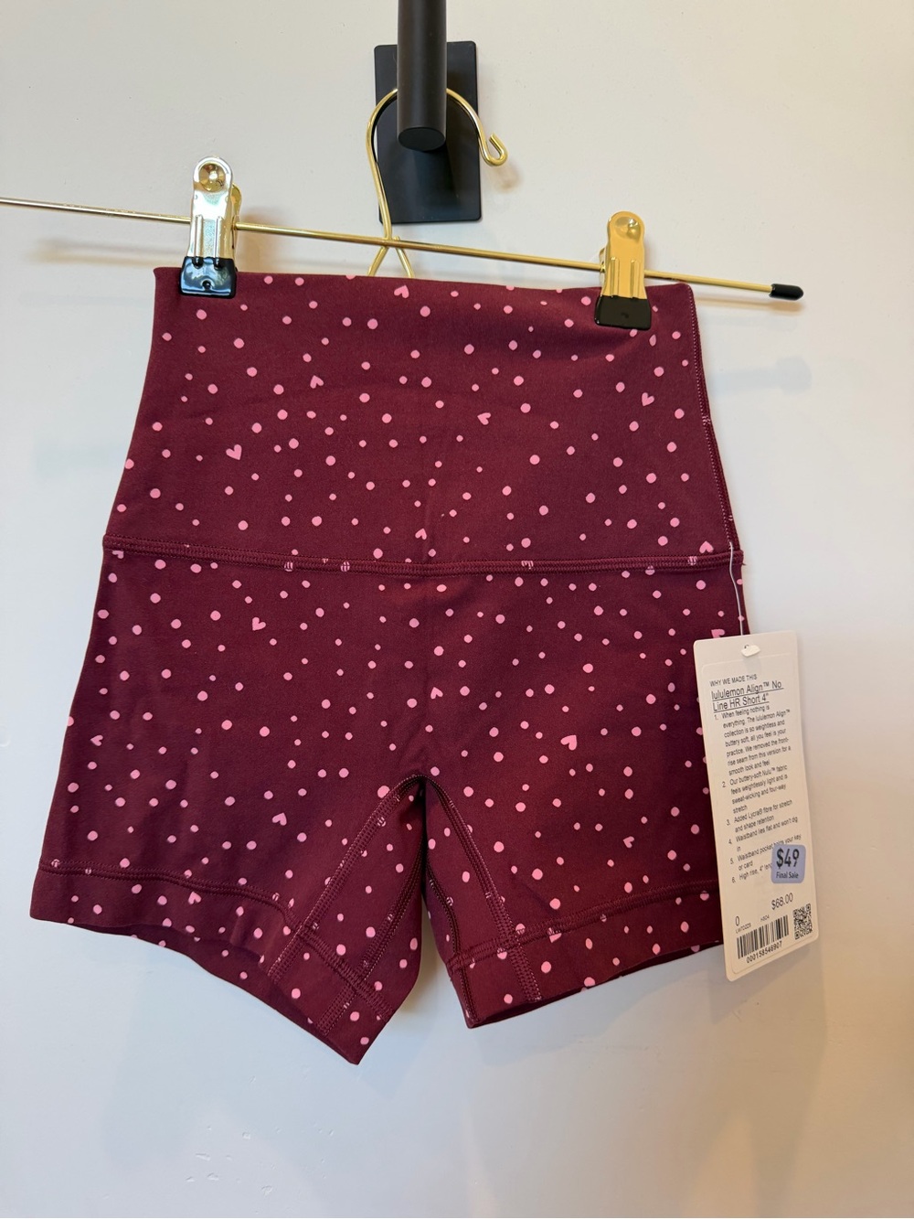 Lululemon - Scattered Pink Heart Polka Dot Print Biker Shorts